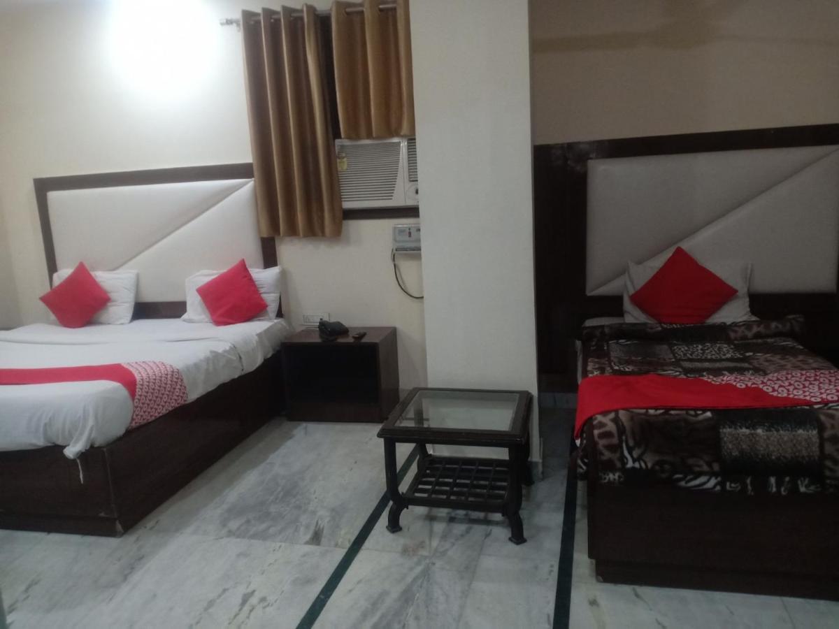 Hotel Clayton Near Igi Airport Delhi Nueva Delhi Exterior foto