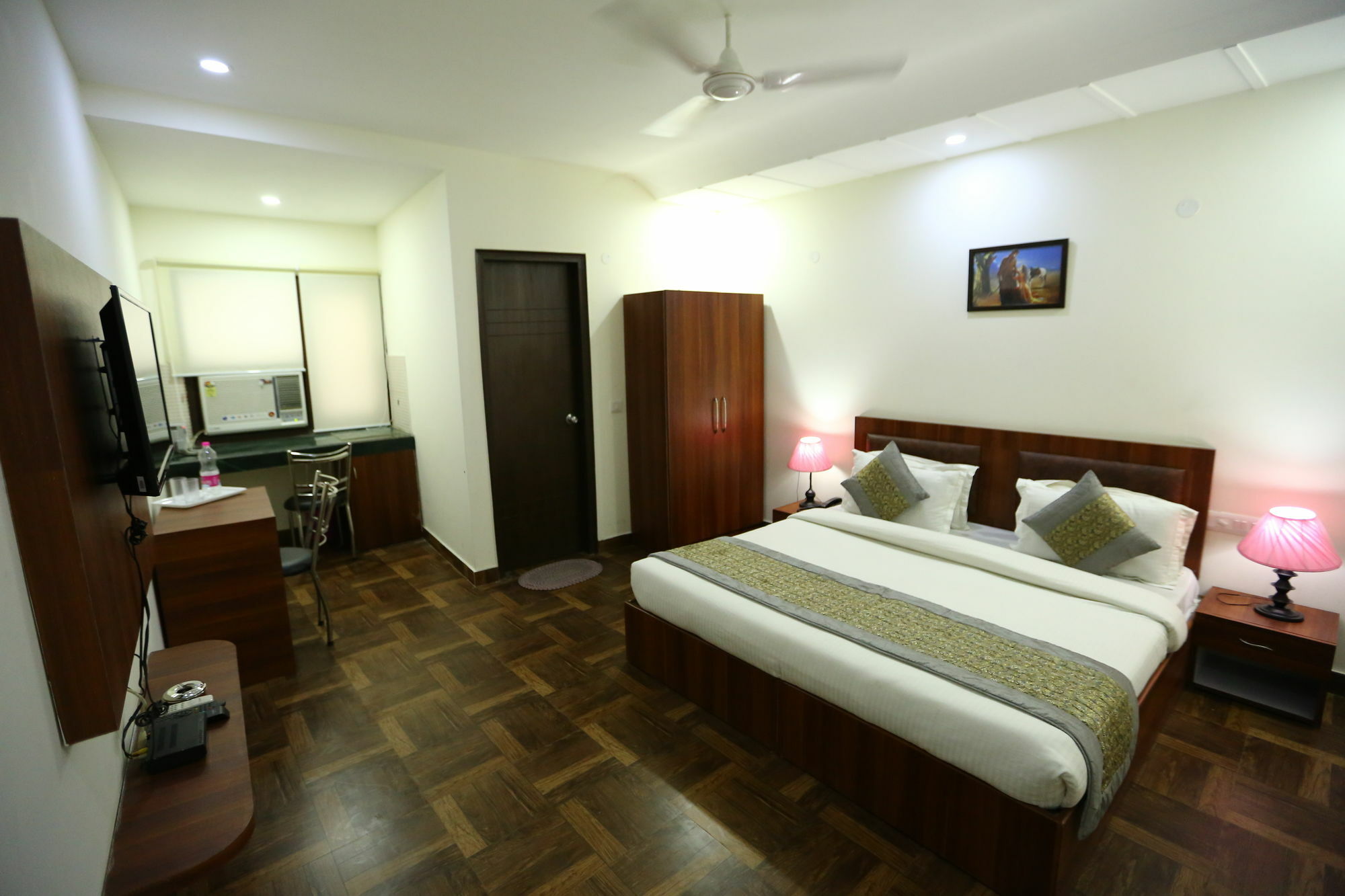 Hotel Clayton Near Igi Airport Delhi Nueva Delhi Exterior foto